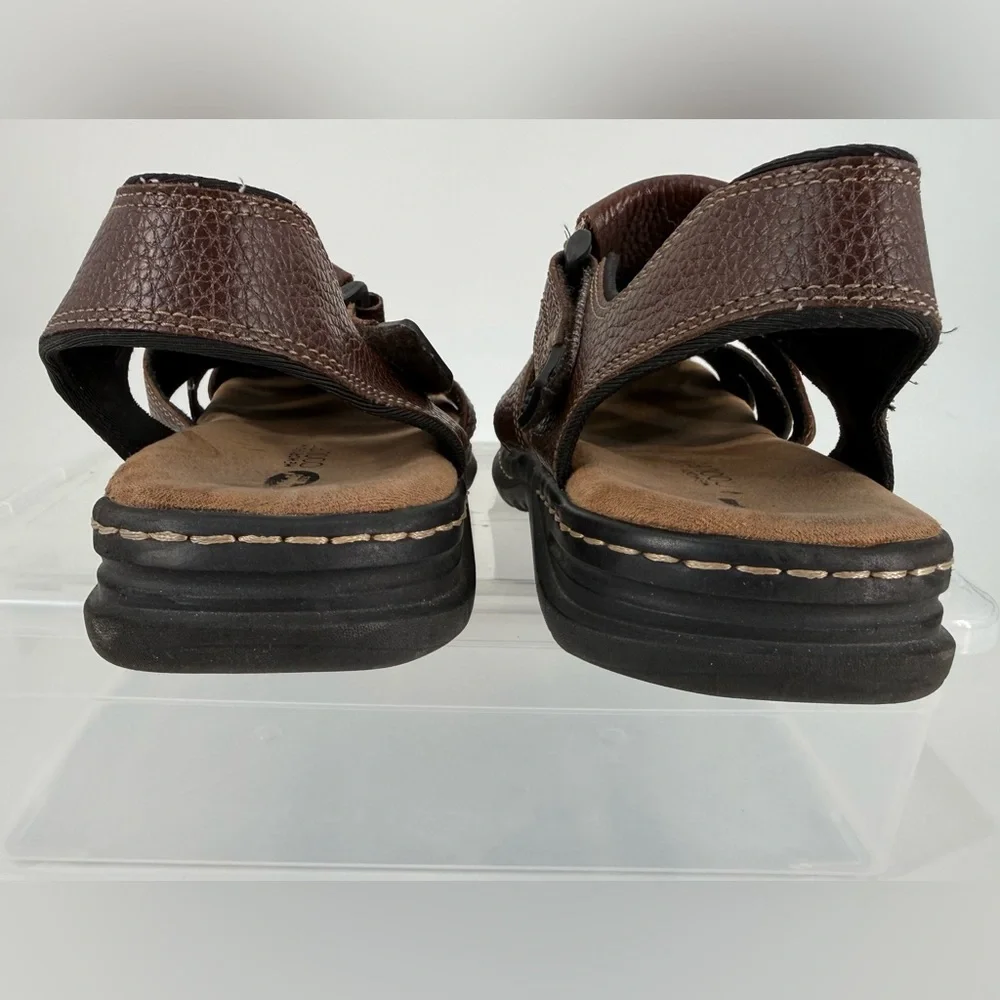 Dr. Scholl's Closed-Toe Pebbled Memory Foam Cool Fit Fisherman Sandals, Brown, 9